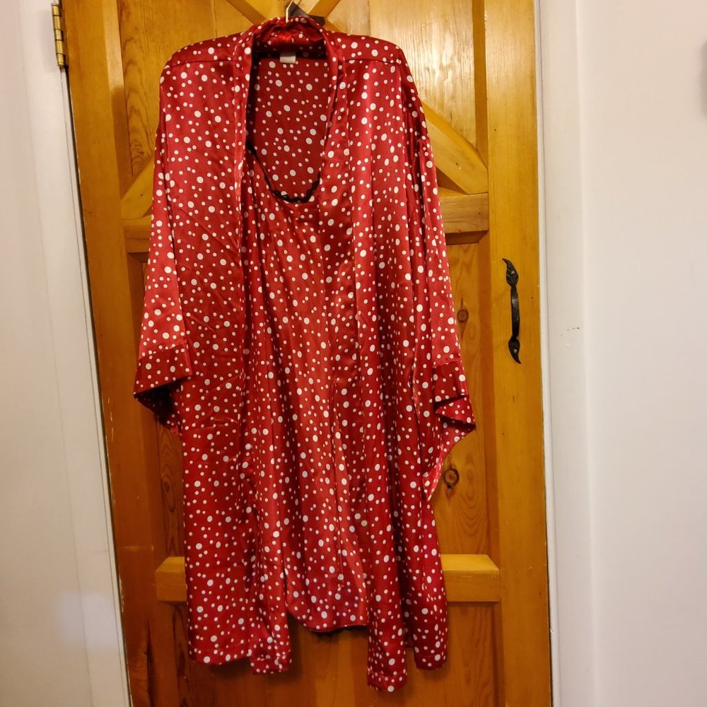 Inner Most Negligee, Robe, Hanger Set - Picture 5 of 8